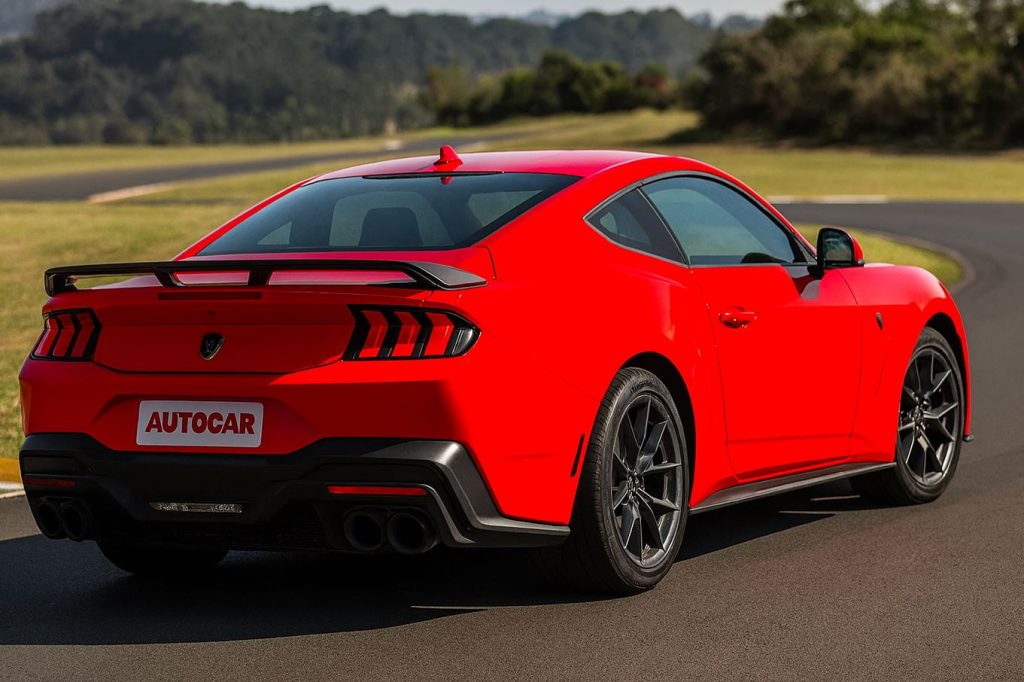 Ford Mustang Dark Horse 005
